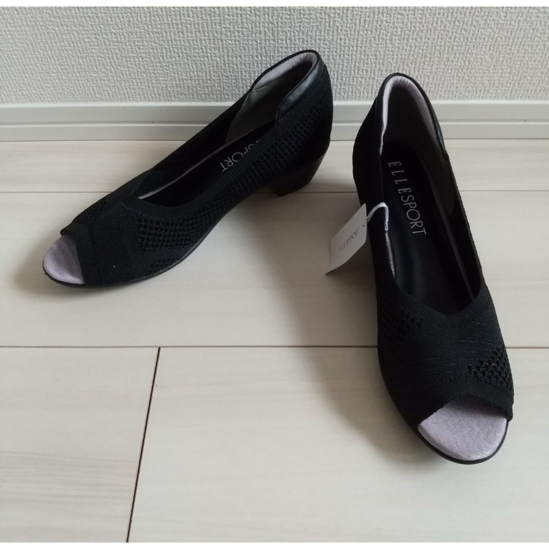 （762）ELLE SPORT ブラック オープントゥ サンダル（24.0cm） レディースの靴/シューズ(サンダル)の商品写真
