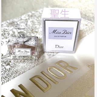 クリスチャンディオール(Christian Dior)のミス　ディオール　　オードゥ　パルファン   5ml(香水(女性用))
