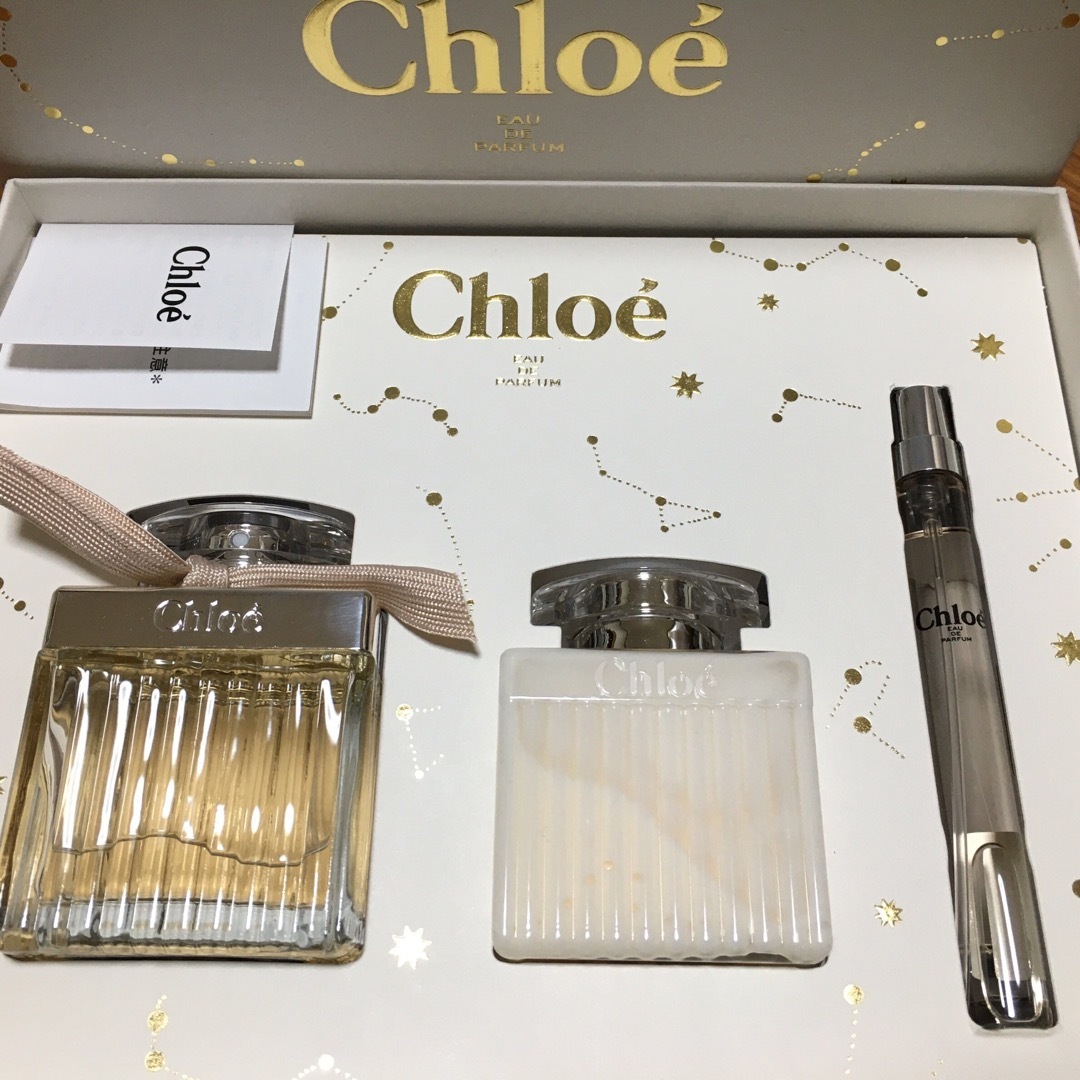 Chloe(クロエ)の新品 chloe クロエ オードパルファム75mlホリデーセット 香水3点ギフト コスメ/美容の香水(香水(女性用))の商品写真