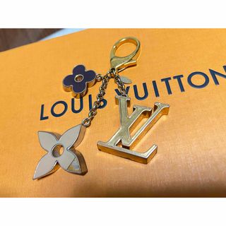 LOUIS VUITTON - 【ルイヴィトン】 バッグチャーム フルールドゥ モノグラム