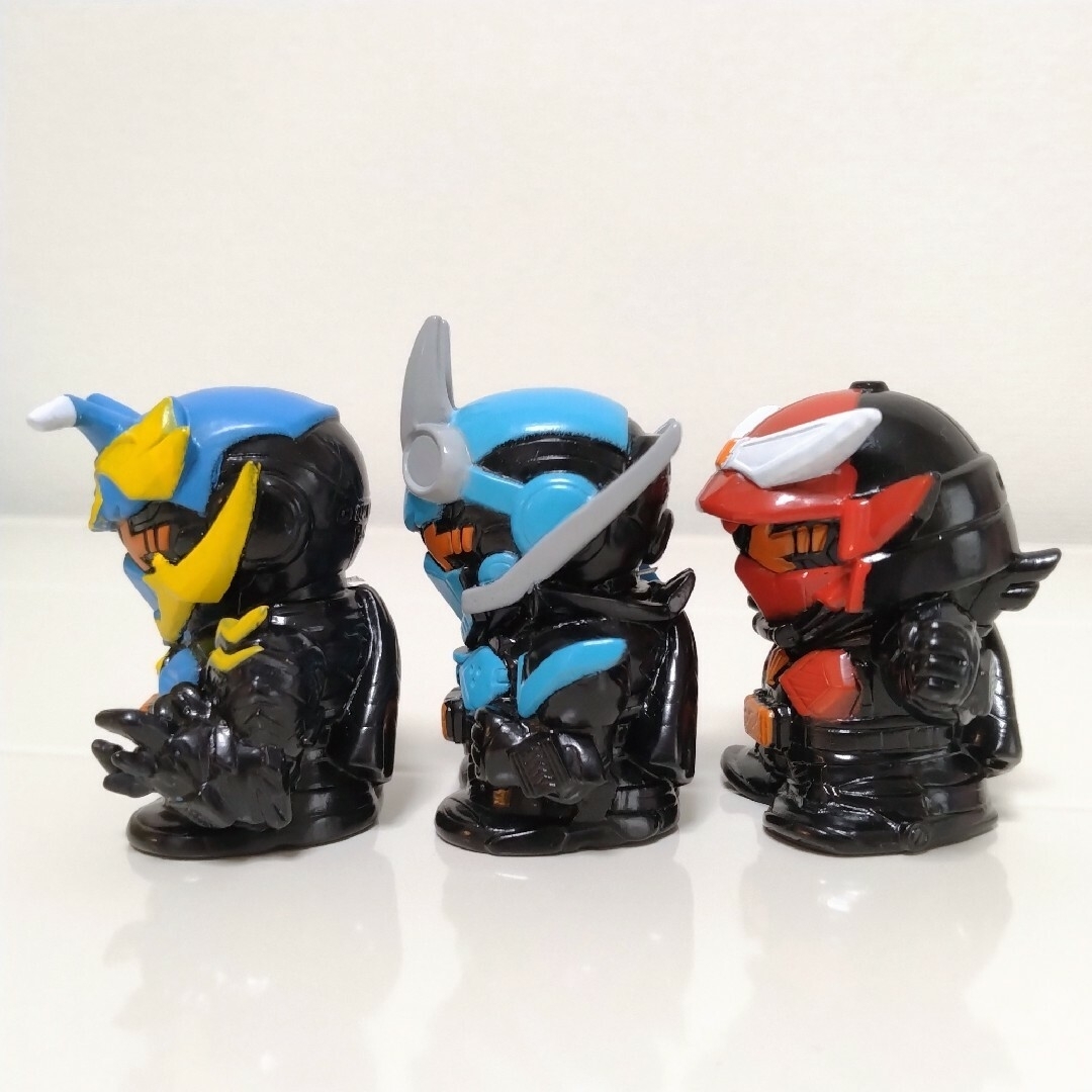 BANDAI(バンダイ)の仮面ライダー ガッチャード すくい人形 3個セット エンタメ/ホビーのフィギュア(特撮)の商品写真