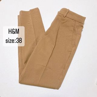 エイチアンドエム(H&M)のH&M   アンクル丈　スラックス　レギュラーウエスト　38(カジュアルパンツ)