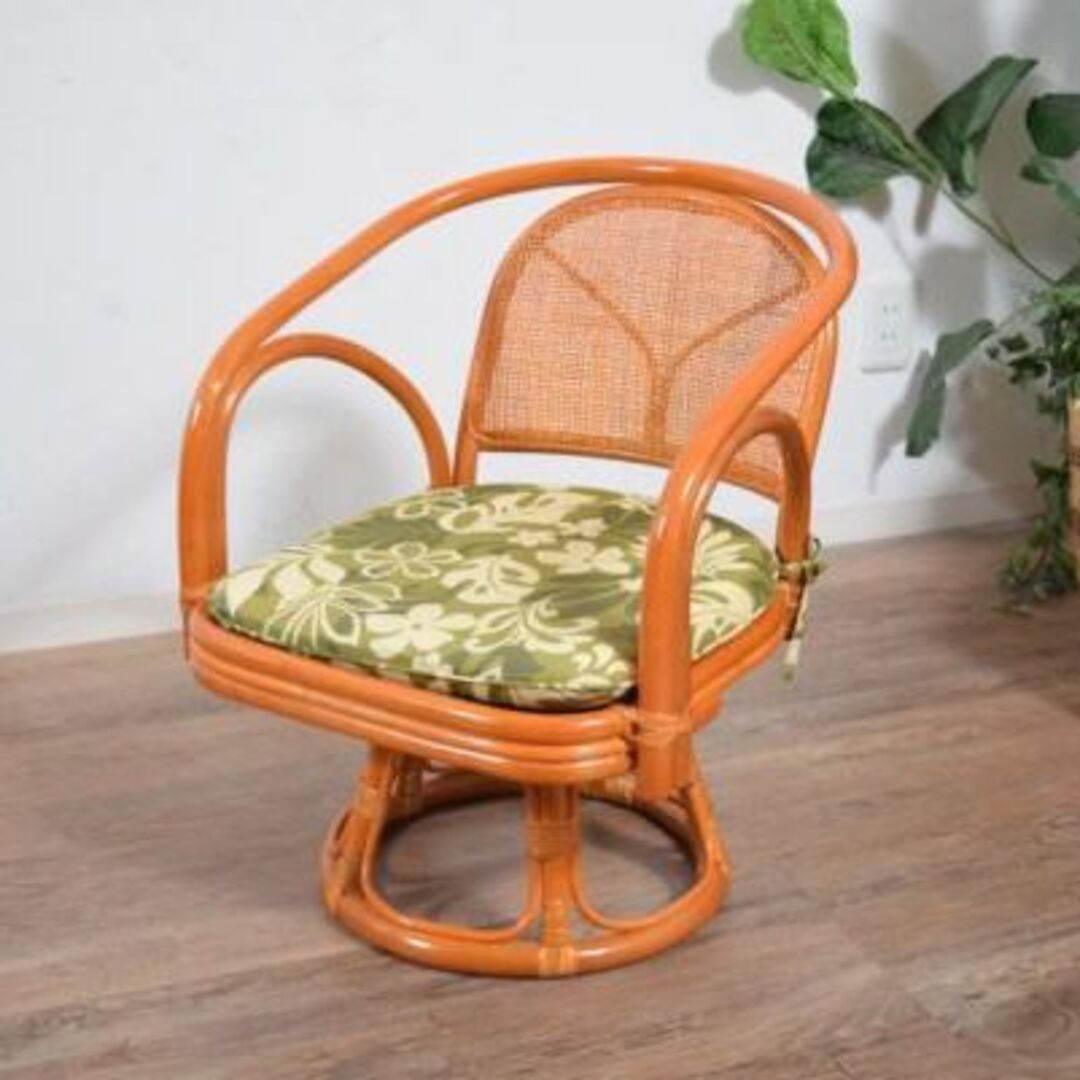 【新品 】楽々ラタン 360度回転 座椅子 インテリア/住まい/日用品の椅子/チェア(座椅子)の商品写真
