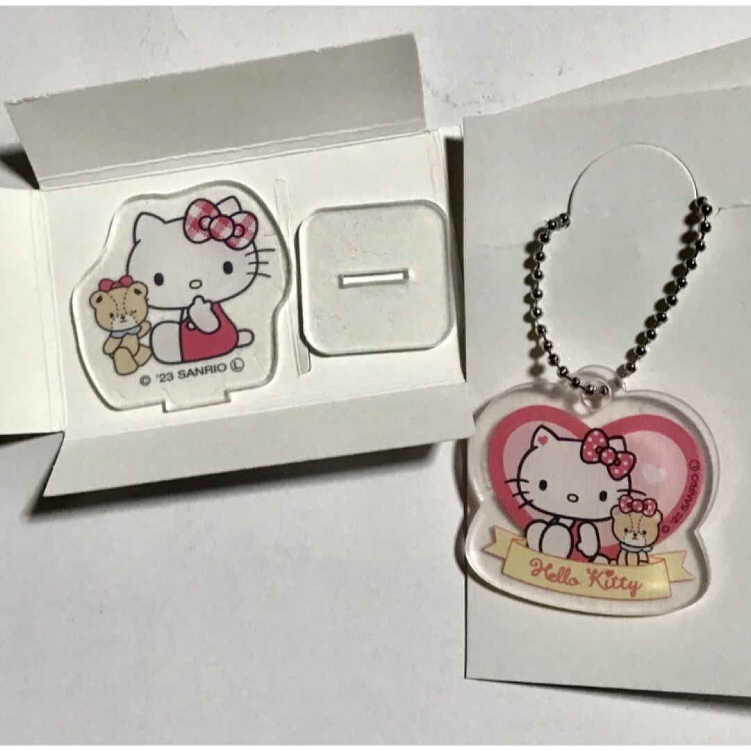 サンリオ(サンリオ)のサンリオ❤️ハローキティ❤️アクスタ & キーホルダー❤️セット❤️ エンタメ/ホビーのおもちゃ/ぬいぐるみ(キャラクターグッズ)の商品写真