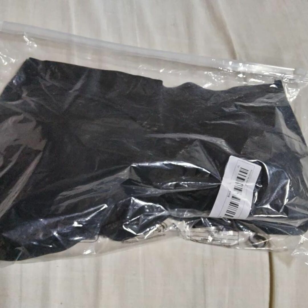 2151x【新品・未開封品】スポーツブラ アクティブウェア XL 黒 レディースの下着/アンダーウェア(ブラ)の商品写真