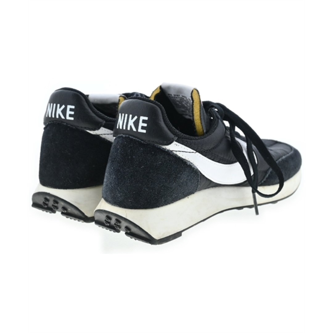 NIKE(ナイキ)のNIKE ナイキ スニーカー 24cm 黒 【古着】【中古】 レディースの靴/シューズ(スニーカー)の商品写真