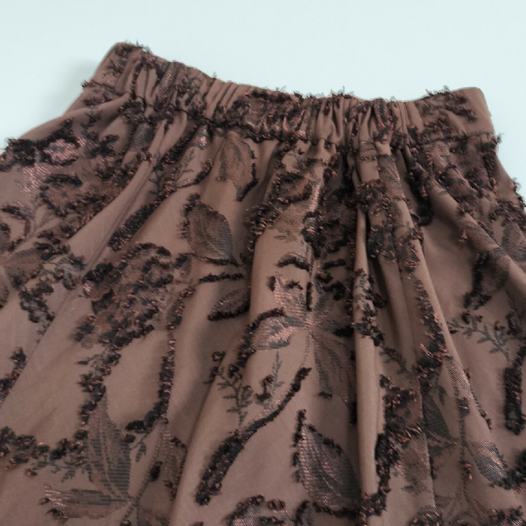anySiS(エニィスィス)の【洗える】美品　anySiS　ジャガードフレアスカート　ブラウン　38　M レディースのスカート(ロングスカート)の商品写真