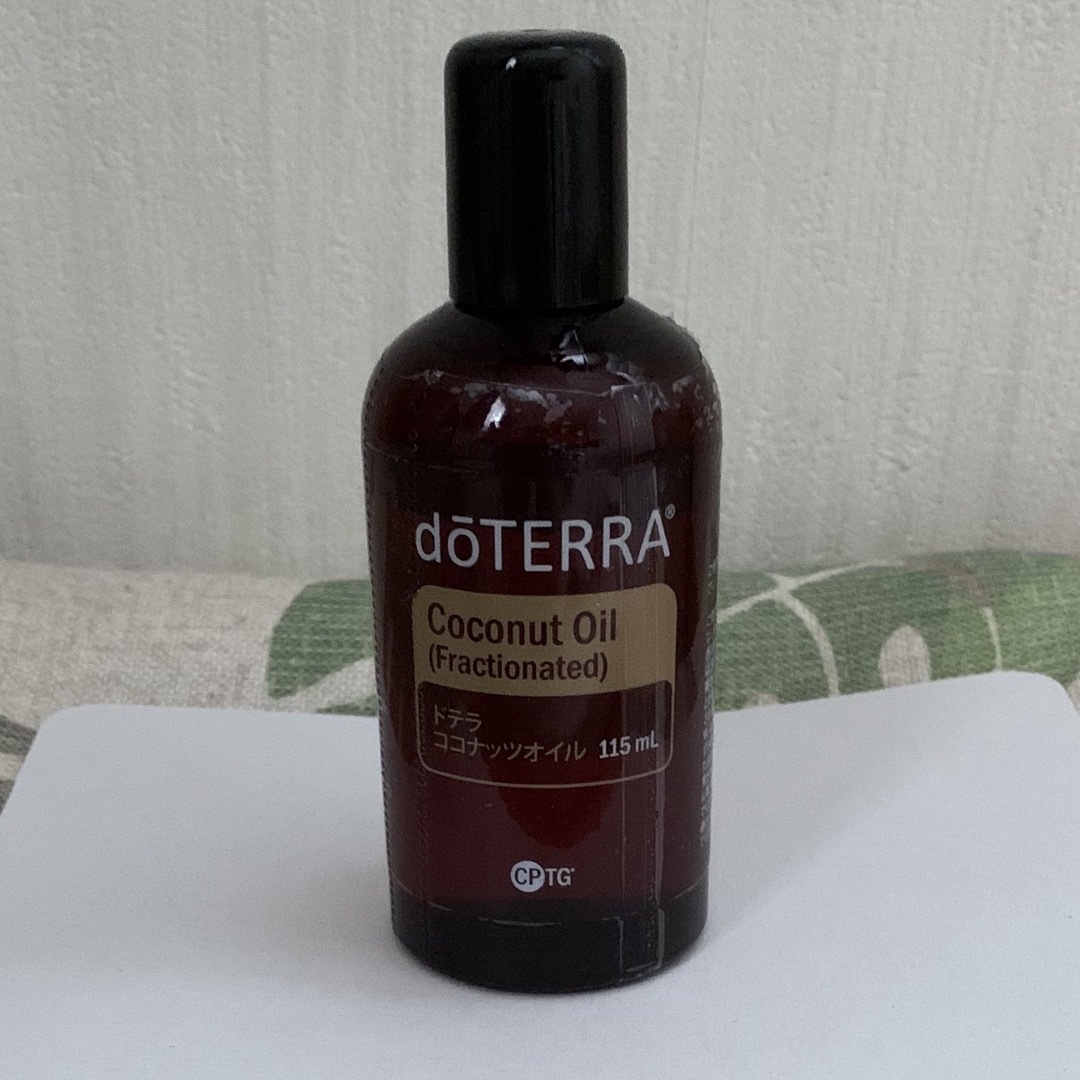 doTERRA(ドテラ)のドテラ　ココナッツオイル コスメ/美容のリラクゼーション(エッセンシャルオイル（精油）)の商品写真