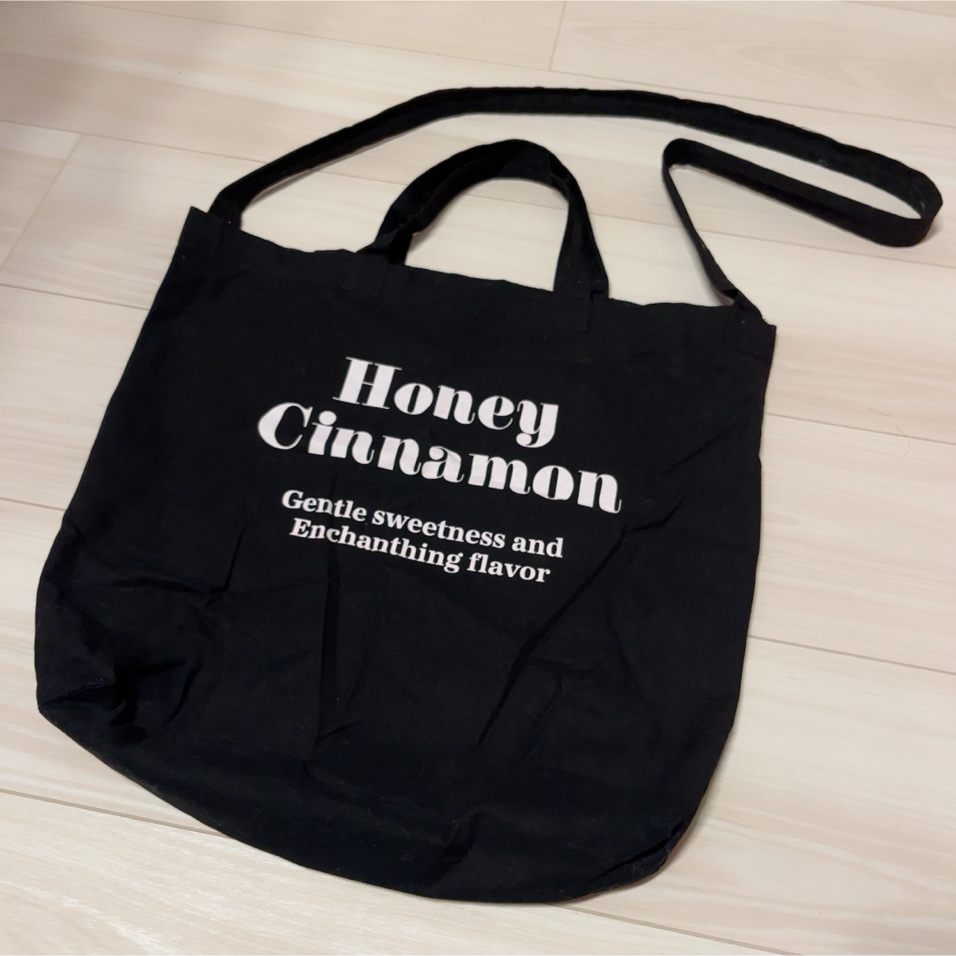 Honey Cinnamon(ハニーシナモン)のハニーシナモン　ノベルティー レディースのバッグ(トートバッグ)の商品写真