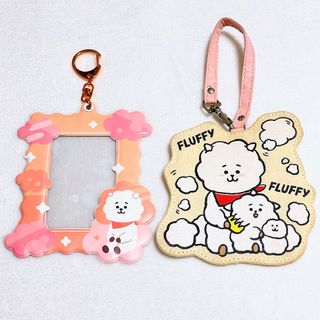 ビーティーイシビル(BT21)のBTS BT21 RJ トレカケース トレカホルダー パスケース キーホルダー(キャラクターグッズ)