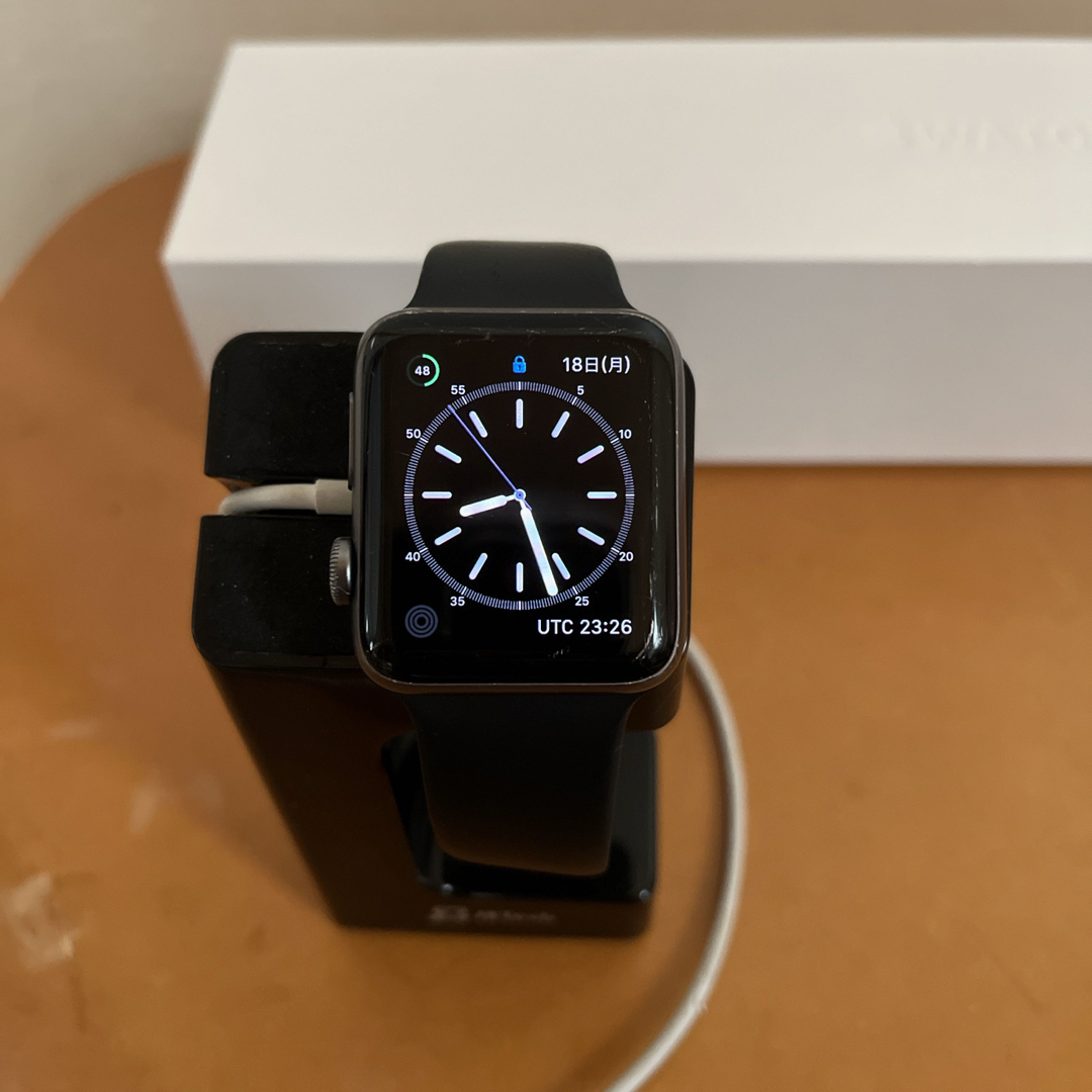 骨董品 Apple Watch2 38mm, 42mm アルミ スポーツバンド スマホ/家電/カメラのスマートフォン/携帯電話(その他)の商品写真