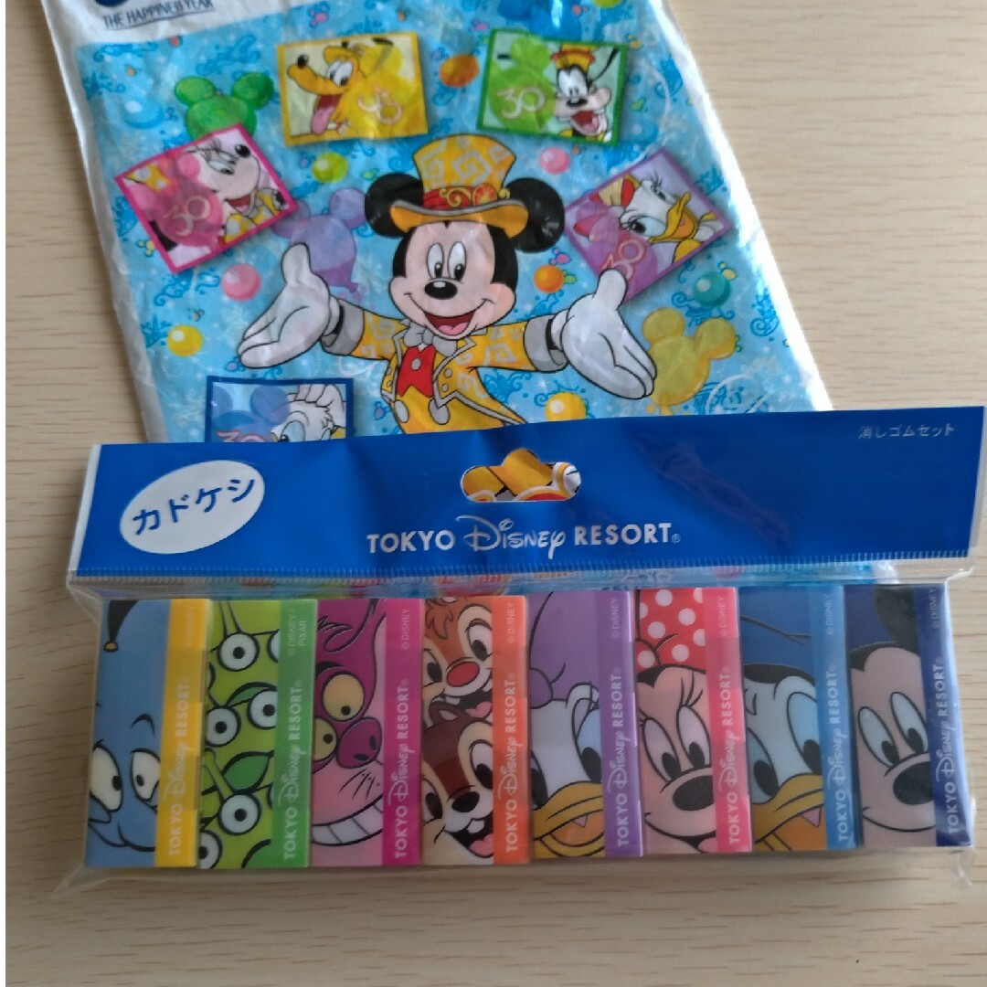Disney(ディズニー)の【未使用】TOKYO Disney RESORT  カドケシ　8コ　消しゴム エンタメ/ホビーのおもちゃ/ぬいぐるみ(キャラクターグッズ)の商品写真