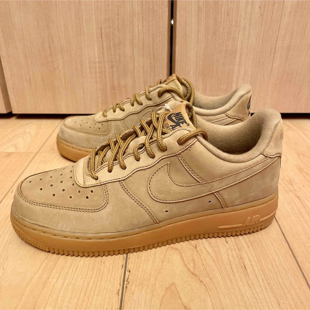 NIKE(ナイキ)の新品 WB NIKE AIR FORCE 1 07 ナイキ エア フォース ワン レディースの靴/シューズ(スニーカー)の商品写真