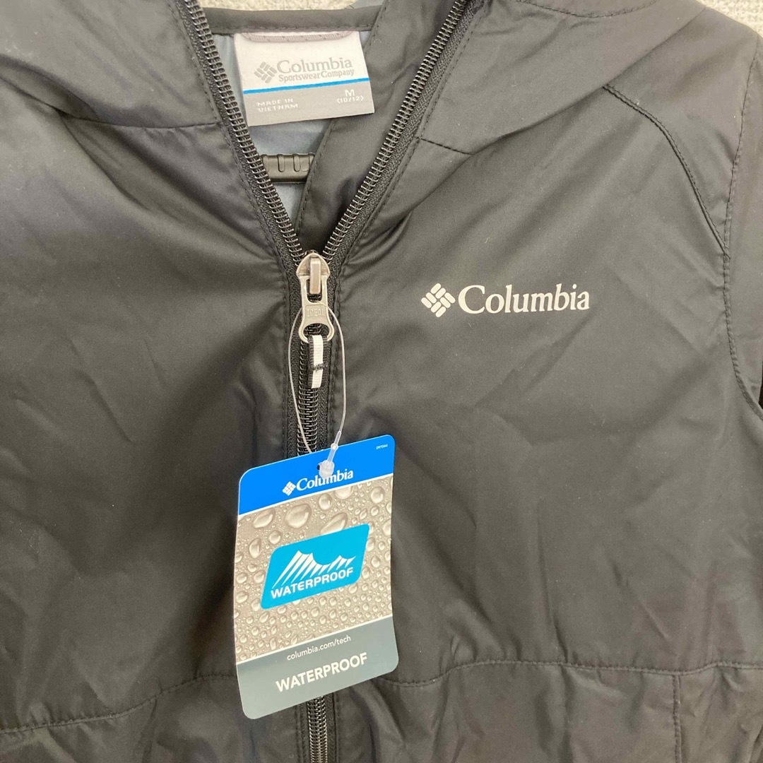 Columbia(コロンビア)の新品⭐︎Columbia ウィンドブレーカー　 キッズ/ベビー/マタニティのキッズ服男の子用(90cm~)(ジャケット/上着)の商品写真