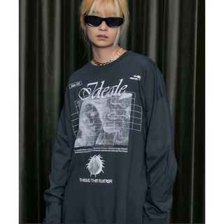 VENUS LONG SLEEVE T-SHIRT