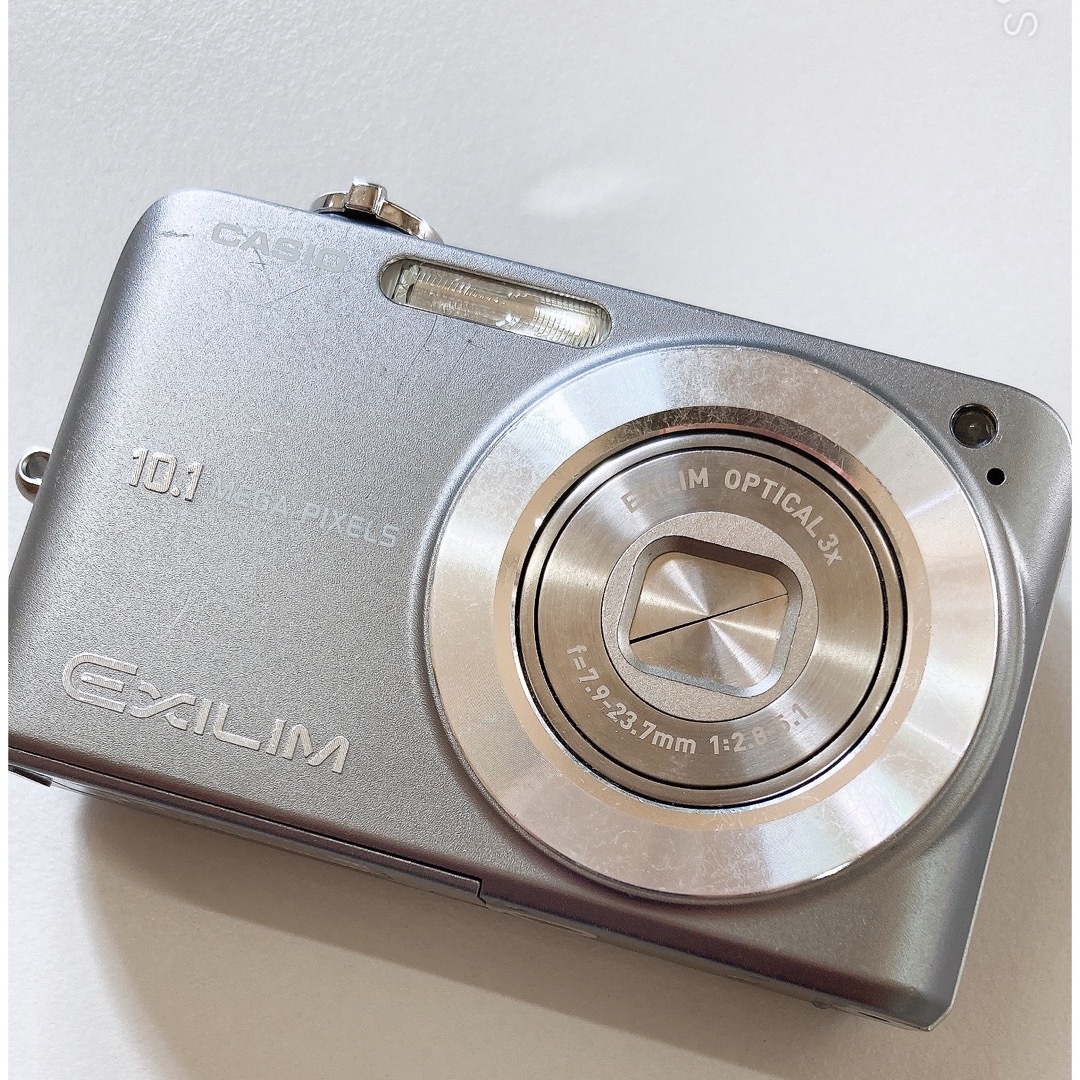 CASIO(カシオ)のCASIO EXILIM デジカメ スマホ/家電/カメラのカメラ(コンパクトデジタルカメラ)の商品写真