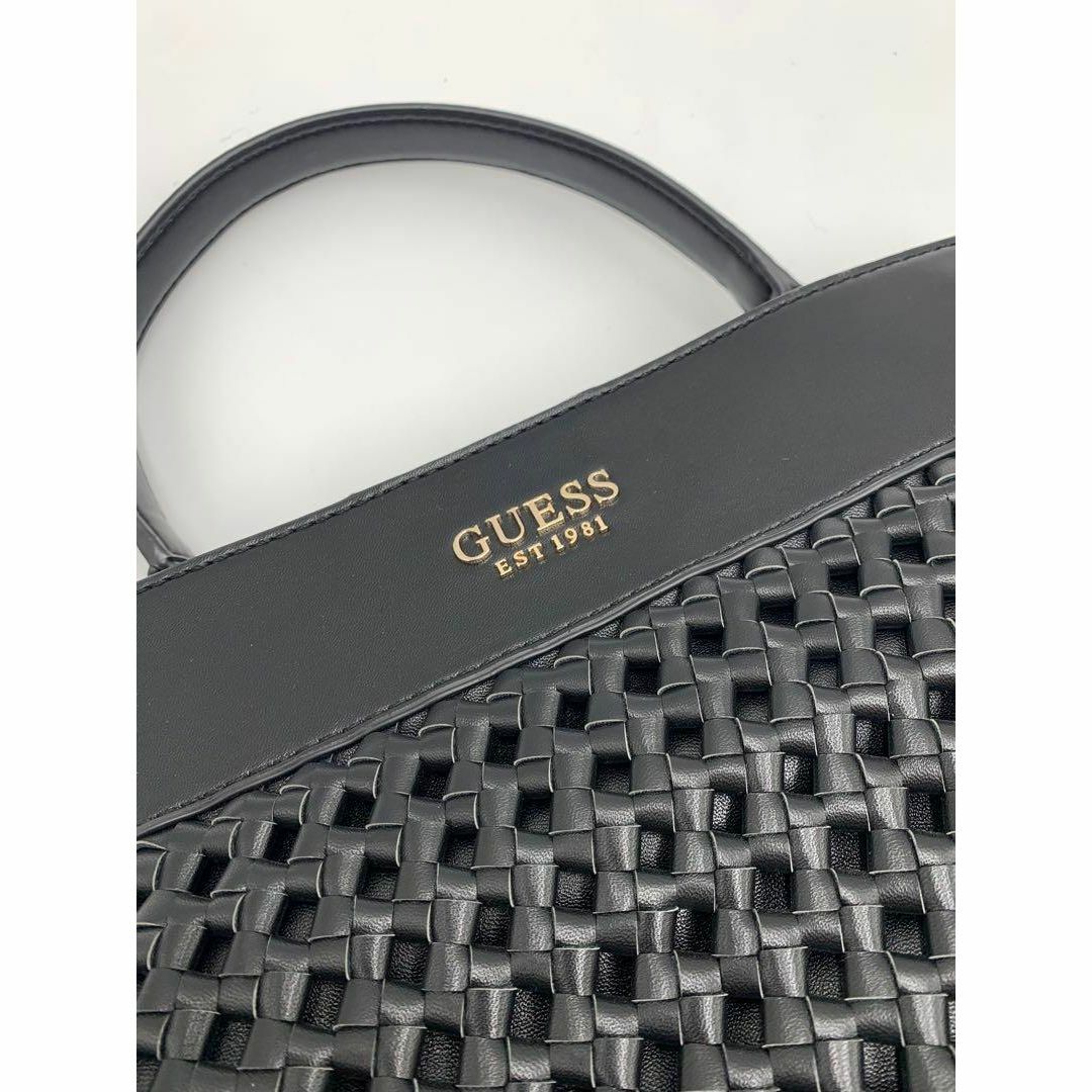 GUESS(ゲス)の美品●GUESS SICILIA Satchel ゲス WG849006 レディースのバッグ(ショルダーバッグ)の商品写真