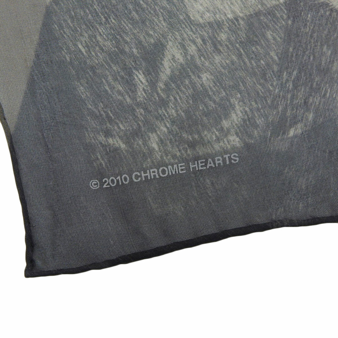 Chrome Hearts(クロムハーツ)のクロムハーツ CHクロス 星条旗 シルク スカーフ ユニセックス ブラック CHROME HEARTS 【中古】 【アパレル・小物】 ハンドメイドのファッション小物(スカーフ)の商品写真