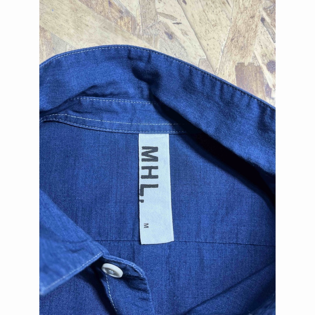 MARGARET HOWELL(マーガレットハウエル)のMHL. インディゴブルーデニムシャツ メンズのトップス(シャツ)の商品写真