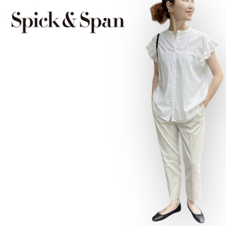 スピックアンドスパン(Spick & Span)のSpick & Span スタンドカラーフリルブラウス　白　新品(シャツ/ブラウス(半袖/袖なし))