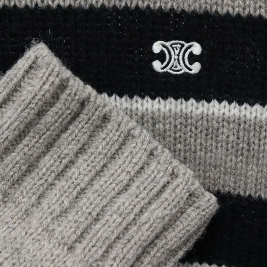 celine(セリーヌ)のCELINE セリーヌ 23AW トリオンフ刺繍ストライプクルーネックニットセーター 長袖セーター グレー/ブラック 2AE4B896T メンズのトップス(ニット/セーター)の商品写真