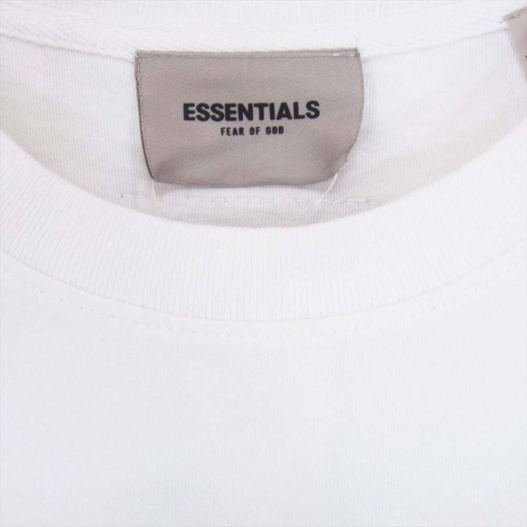 FEAR OF GOD(フィアオブゴッド)のFEAR OF GOD フィアオブゴッド ESSENTIALS エッセンシャルズ ラバーロゴ ラバーパッチ 半袖 Tシャツ ホワイト系 M【中古】 メンズのトップス(シャツ)の商品写真