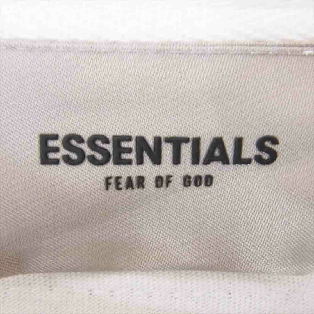 FEAR OF GOD(フィアオブゴッド)のFEAR OF GOD フィアオブゴッド ESSENTIALS エッセンシャルズ ラバーロゴ ラバーパッチ 半袖 Tシャツ ホワイト系 M【中古】 メンズのトップス(シャツ)の商品写真