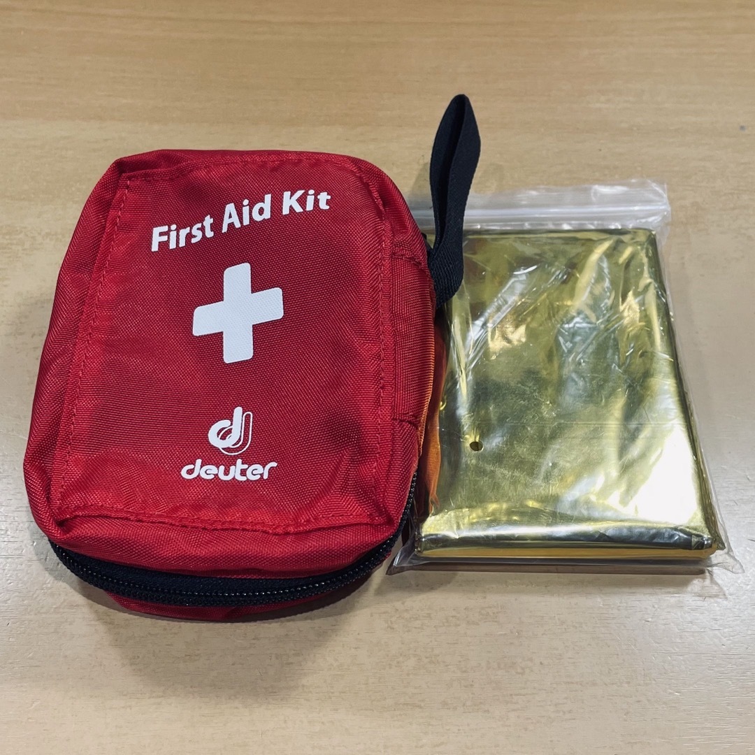 Deuter(ドイター)のたちこまさ様専用  DEUTER ドイター First Aid Kit  スポーツ/アウトドアのアウトドア(登山用品)の商品写真