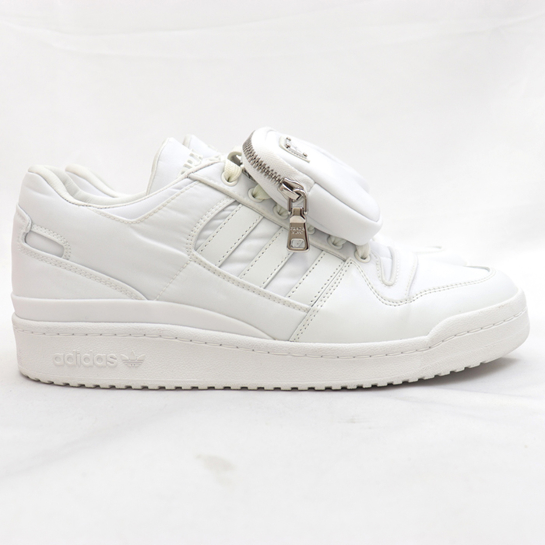 PRADA(プラダ)の未使用 プラダ adidas 2EG390 フォーラム Low Re-Nylon スニーカー メンズ サイズ42 ホワイト PRADA メンズの靴/シューズ(スニーカー)の商品写真