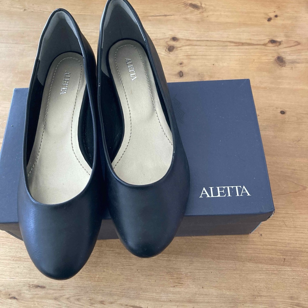 ALETTA(アレッタ)のパンプス　黒　23.5 ALETTA レディースの靴/シューズ(ハイヒール/パンプス)の商品写真