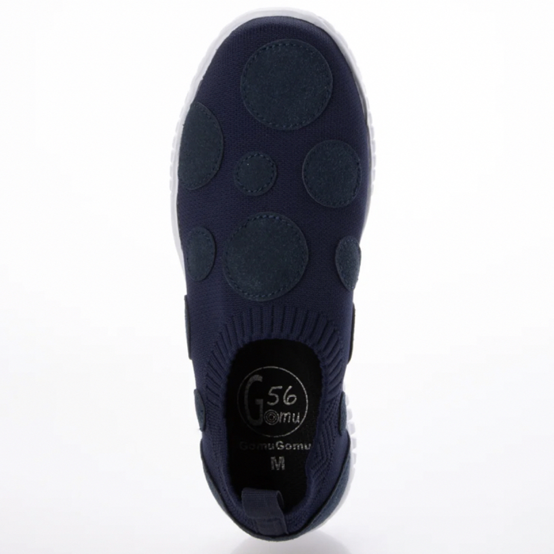 Gomu 56/GomuGomu(ゴムゴム)の新品✨タグ付き♪お洒落　ゴムゴム　洗える　軽量　ネイビー　大特価‼️ レディースの靴/シューズ(スニーカー)の商品写真