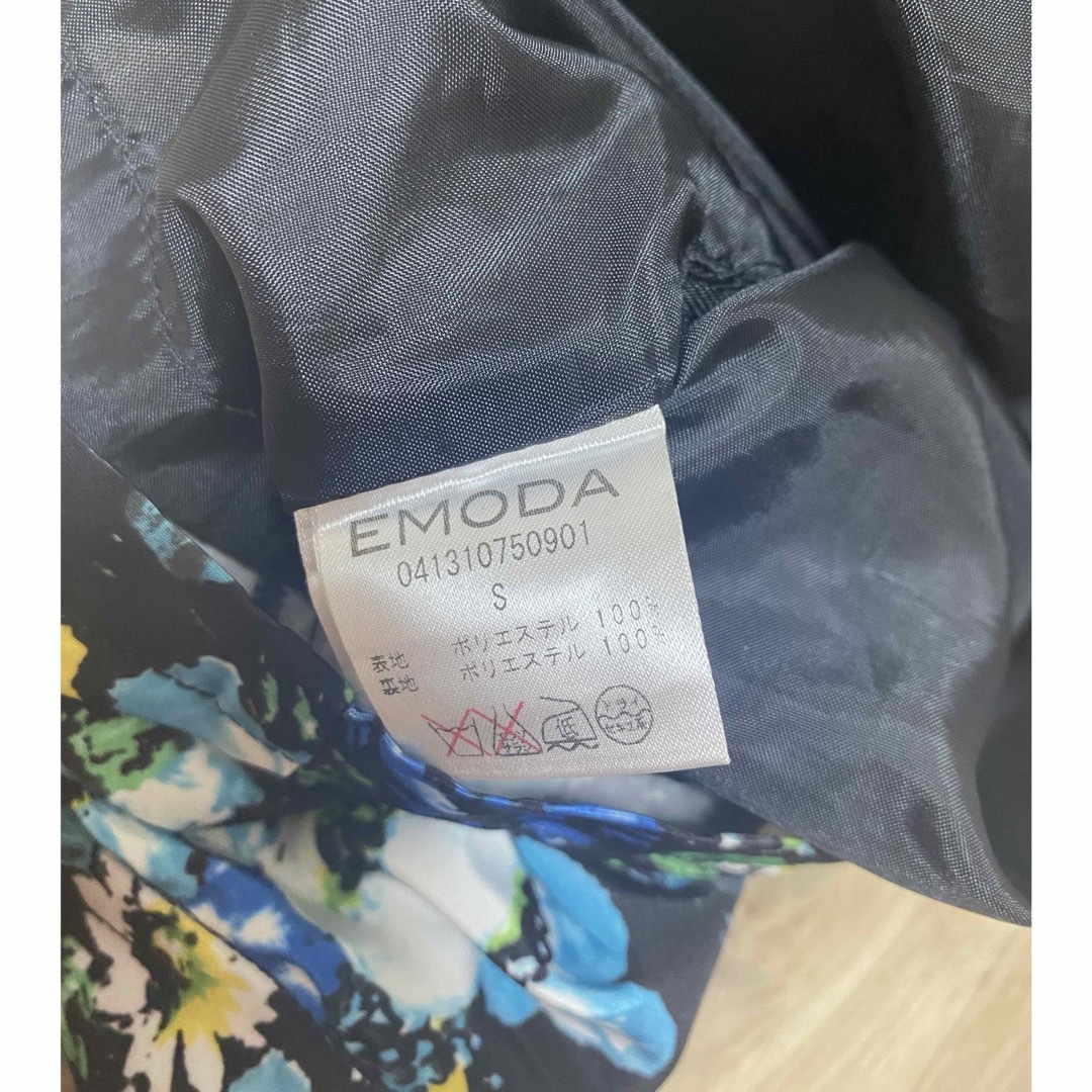 EMODA(エモダ)のEMODA 花柄 パンツ レディースのパンツ(ショートパンツ)の商品写真