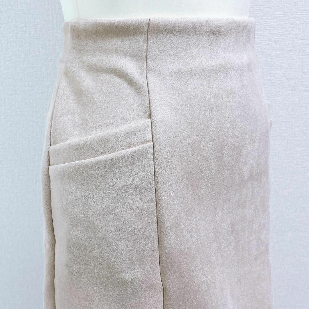 RayCassin(レイカズン)の【新品】Ray Cassin 台形スカート フェイクスエード ライトベージュ レディースのスカート(その他)の商品写真