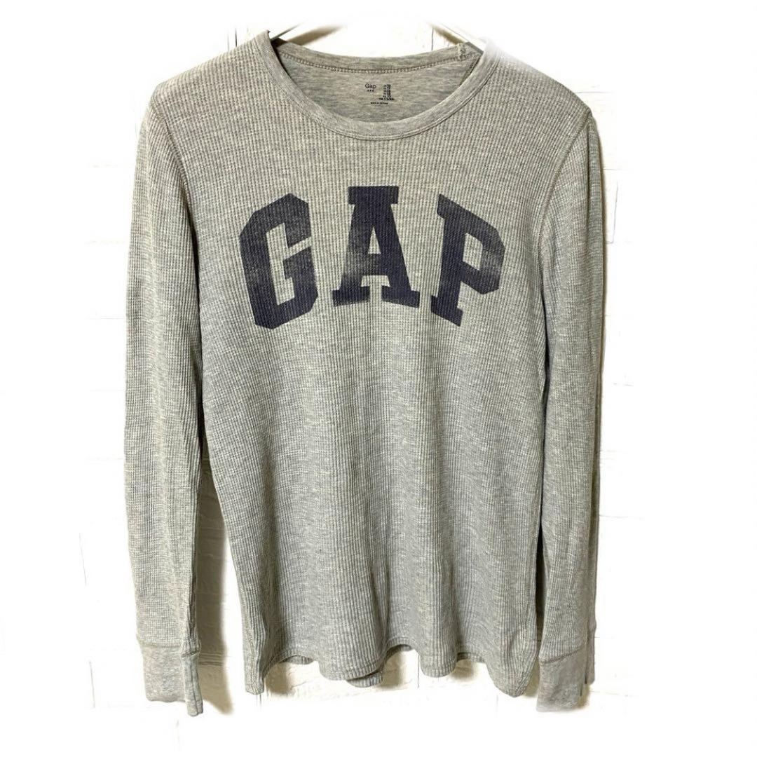 GAP(ギャップ)のGAP   メンズ　XS   トップス   グレー　ロンT メンズのトップス(Tシャツ/カットソー(七分/長袖))の商品写真