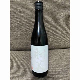 white 射美 特別純米 無濾過生原酒   杉原酒造(日本酒)