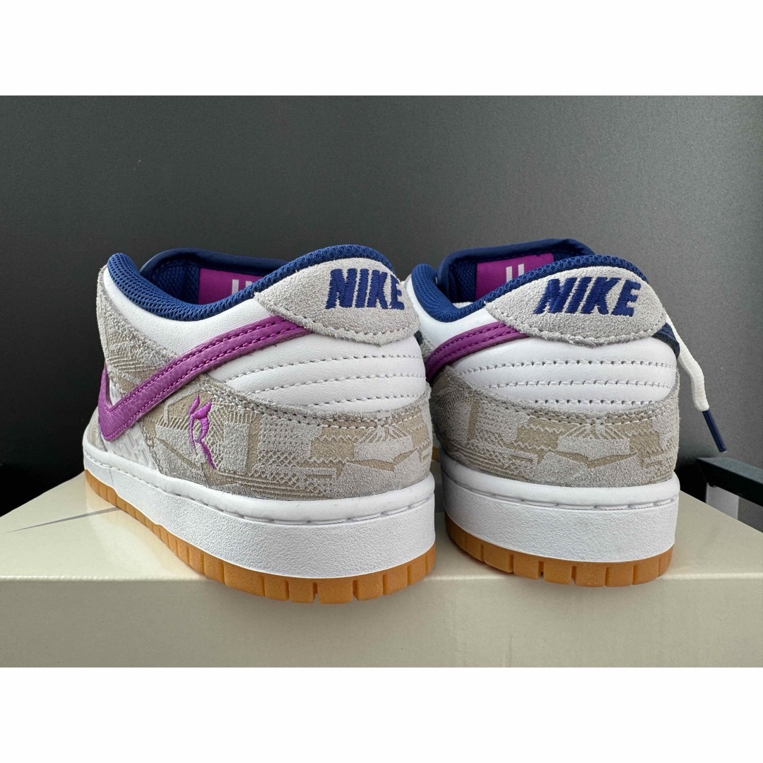 NIKE(ナイキ)のRayssa Leal × Nike SB DunkLow 24.5㎝新品未使用 メンズの靴/シューズ(スニーカー)の商品写真