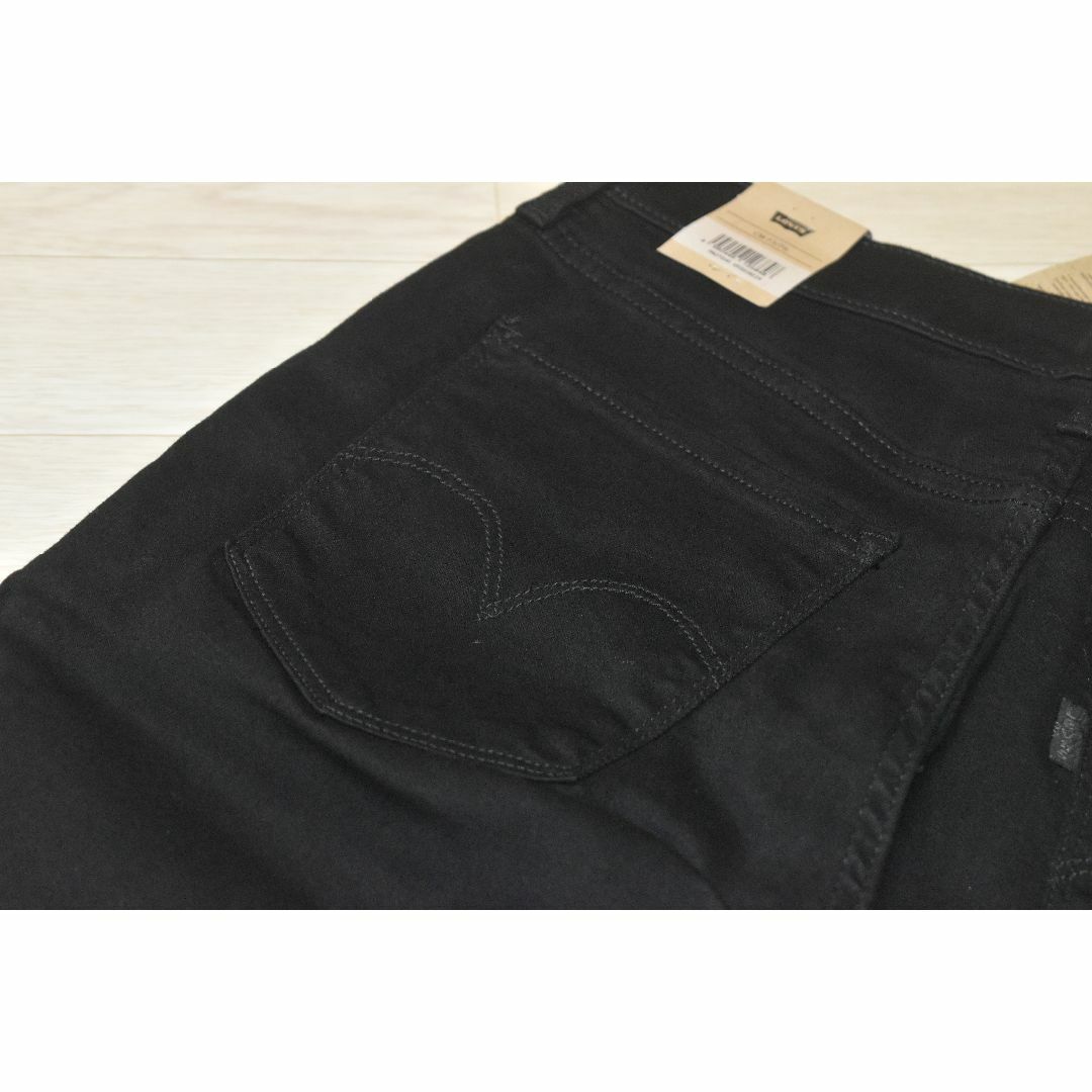 Levi's(リーバイス)のLEVI'S 312 シェィピング スリム ストレッチ　Ｗ29 L30 ブラック レディースのパンツ(チノパン)の商品写真