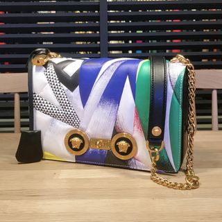 VERSACE - 新品同様 ヴェルサーチ チェーン ショルダー バッグ メデューサ マルチカラー