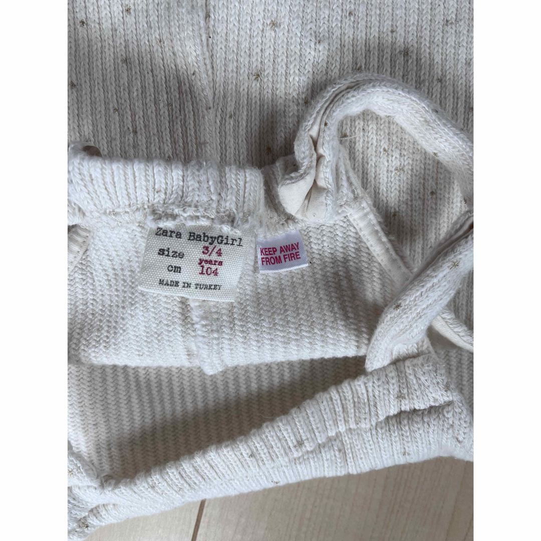 ZARA(ザラ)のZara Baby Girl 104size キッズ/ベビー/マタニティのキッズ服女の子用(90cm~)(パンツ/スパッツ)の商品写真