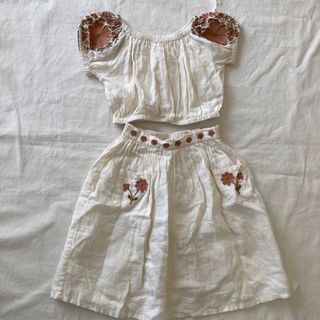 Bonpoint - ⑽ ボンポワン 2a リバティスモッキング刺繍ブラウスの通販 Bonpoint - ⑽ ボンポワン 2a リバティスモッキング刺繍ブラウスの通販