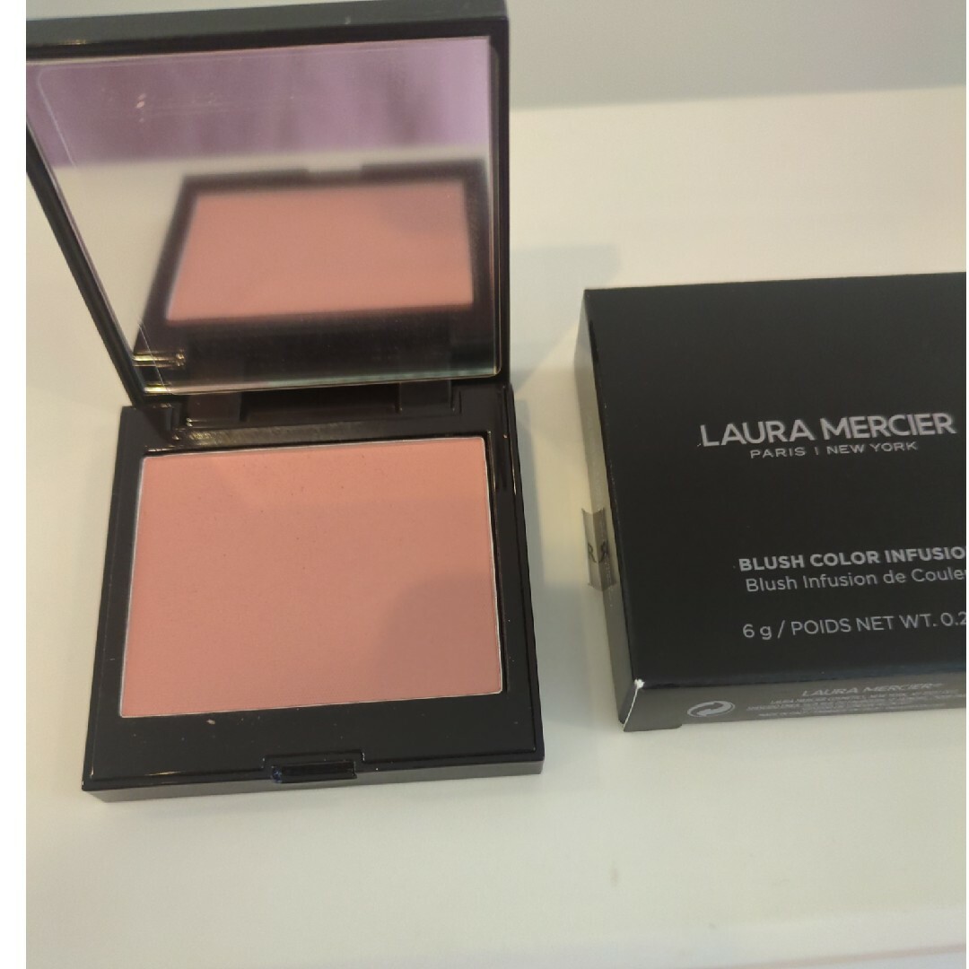 laura mercier(ローラメルシエ)のLAURA MERCIER ブラッシュカラーインフュージョン #06 チャイ … コスメ/美容のベースメイク/化粧品(チーク)の商品写真