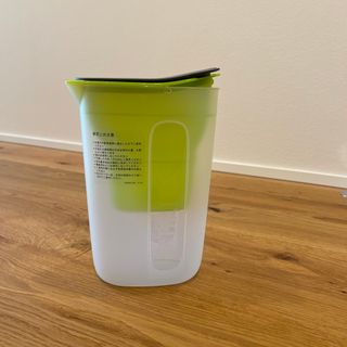 BRITA ブリタ ポット型浄水器 ファン　ライム