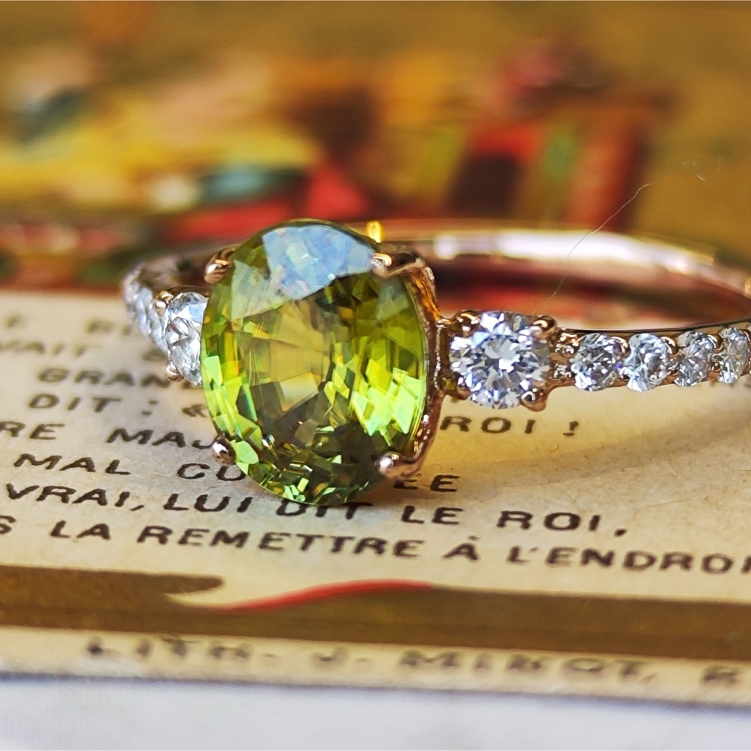 天然スフェーン 1.37ct 天然ダイヤモンド 鑑別書付き レディースのアクセサリー(リング(指輪))の商品写真