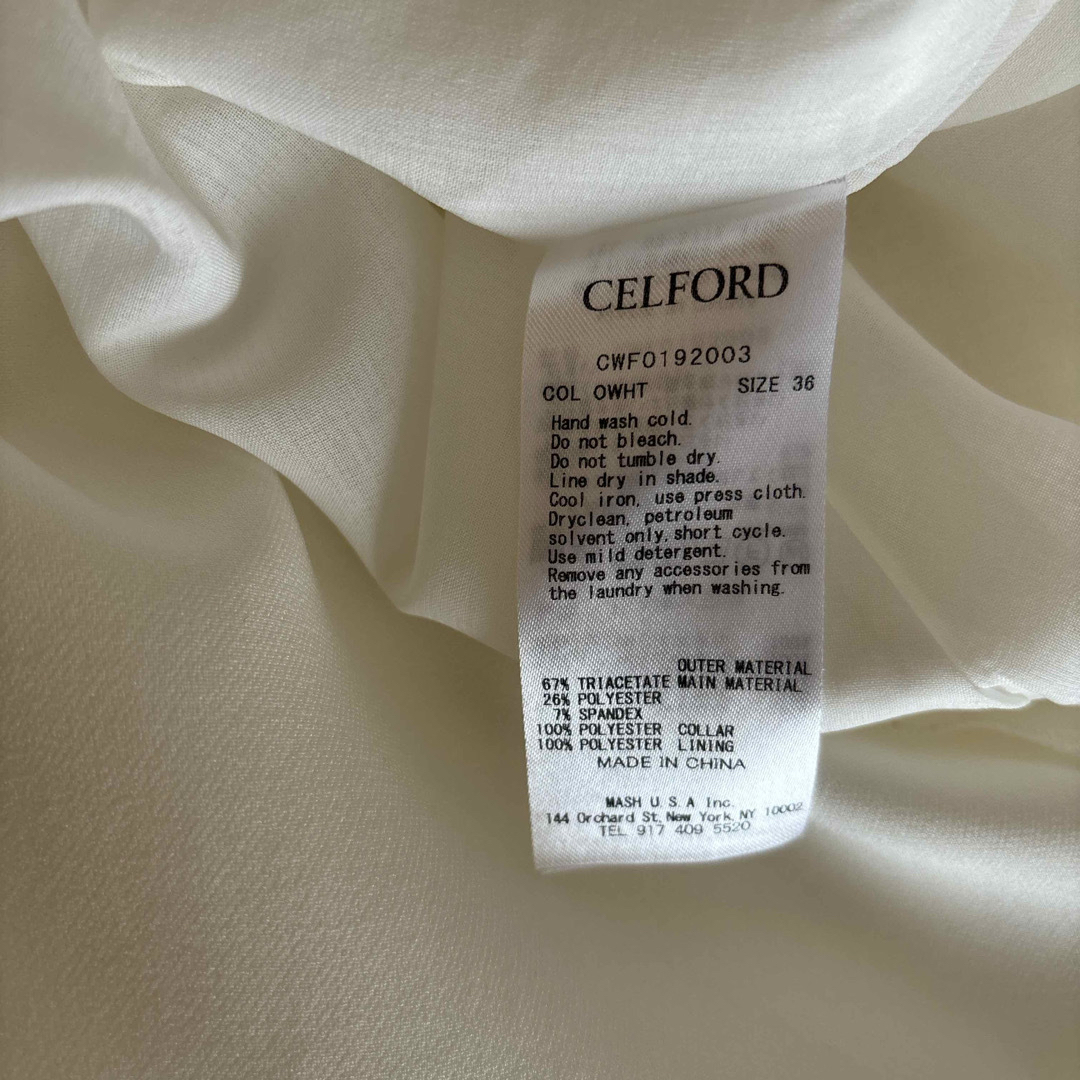 CELFORD(セルフォード)のCELFORD 付け襟付き　膝下　ワンピース レディースのワンピース(ひざ丈ワンピース)の商品写真