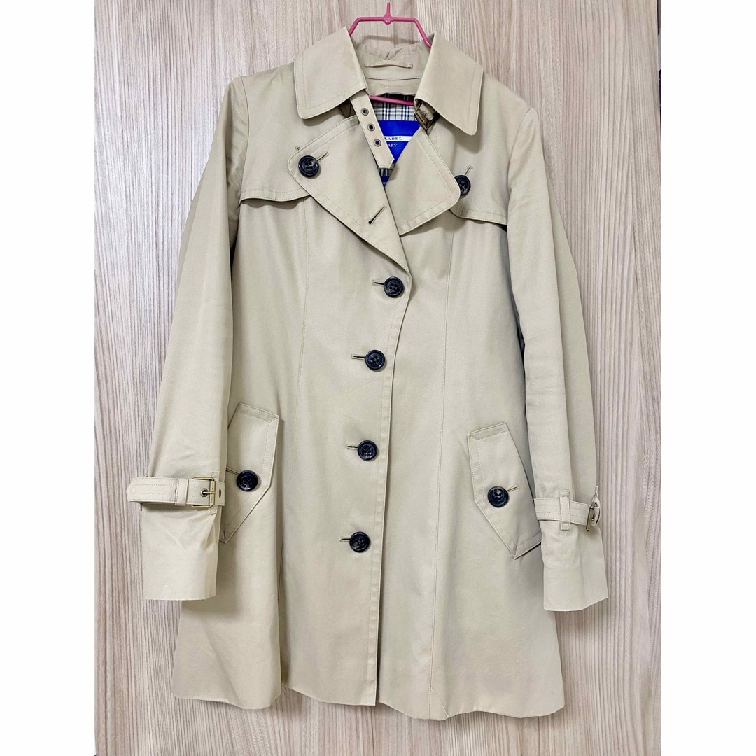 BURBERRY BLUE LABEL(バーバリーブルーレーベル)の【美品】バーバリーブルーレーベル　トレンチコート レディースのジャケット/アウター(トレンチコート)の商品写真