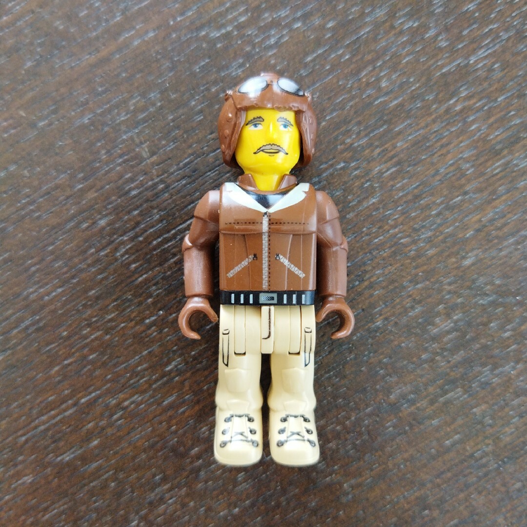 Lego(レゴ)のオールドレゴ ミニフィグ プロペラ機パイロット キッズ/ベビー/マタニティのおもちゃ(知育玩具)の商品写真