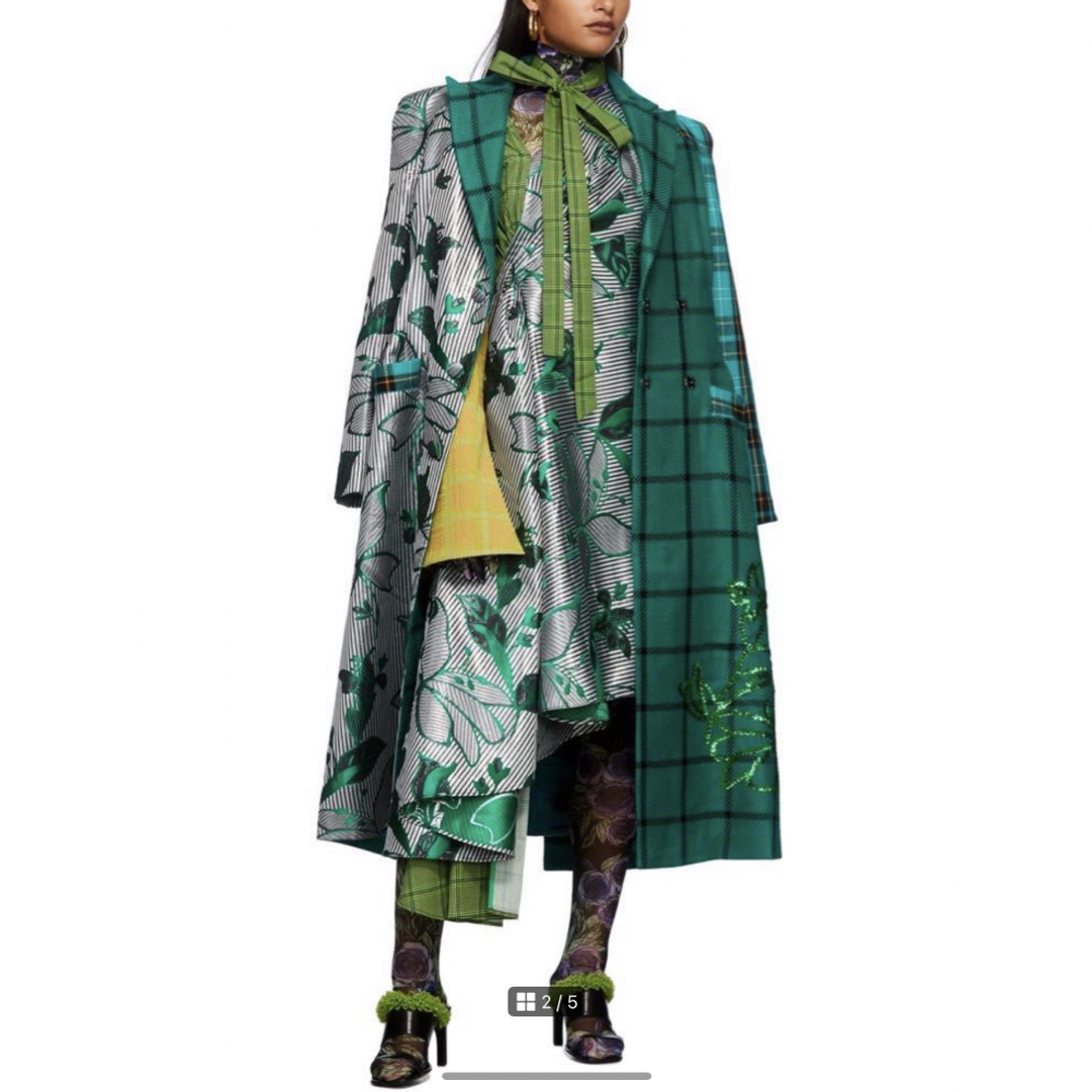 DRIES VAN NOTEN(ドリスヴァンノッテン)のSHUTING QIU コート レディースのジャケット/アウター(ロングコート)の商品写真