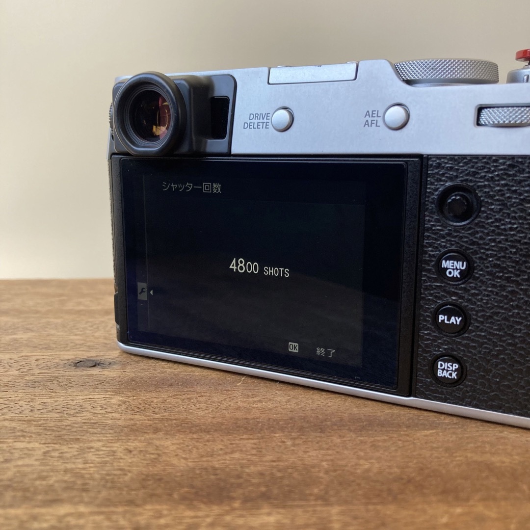 富士フイルム(フジフイルム)のFUJIFILM x100v 中古 スマホ/家電/カメラのカメラ(コンパクトデジタルカメラ)の商品写真