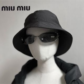 ミュウミュウ(miumiu)のMIU MIU/ミュウミュウ サングラス ロゴ y2k(サングラス/メガネ)