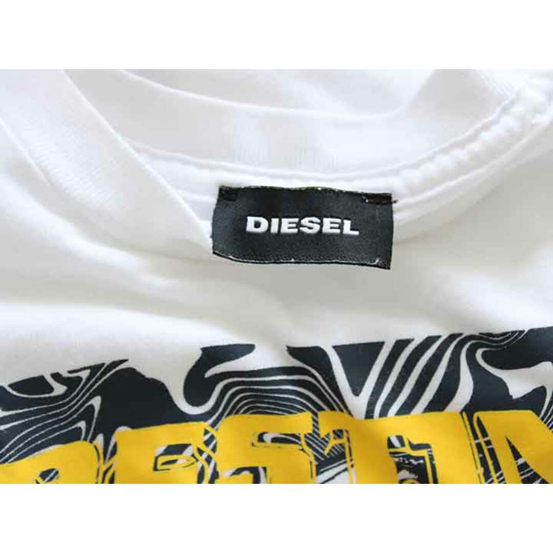 DIESEL(ディーゼル)の†ディーゼルキッズ/DIESEL kids†95cm(36M) 半袖Tシャツ/半袖カットソー 白 19年製【中古】子供服 キッズ kids 男の子 夏 426022 tops キッズ/ベビー/マタニティのキッズ服女の子用(90cm~)(Tシャツ/カットソー)の商品写真